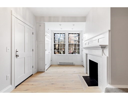 3 Mount Vernon Sq, Beacon Hill