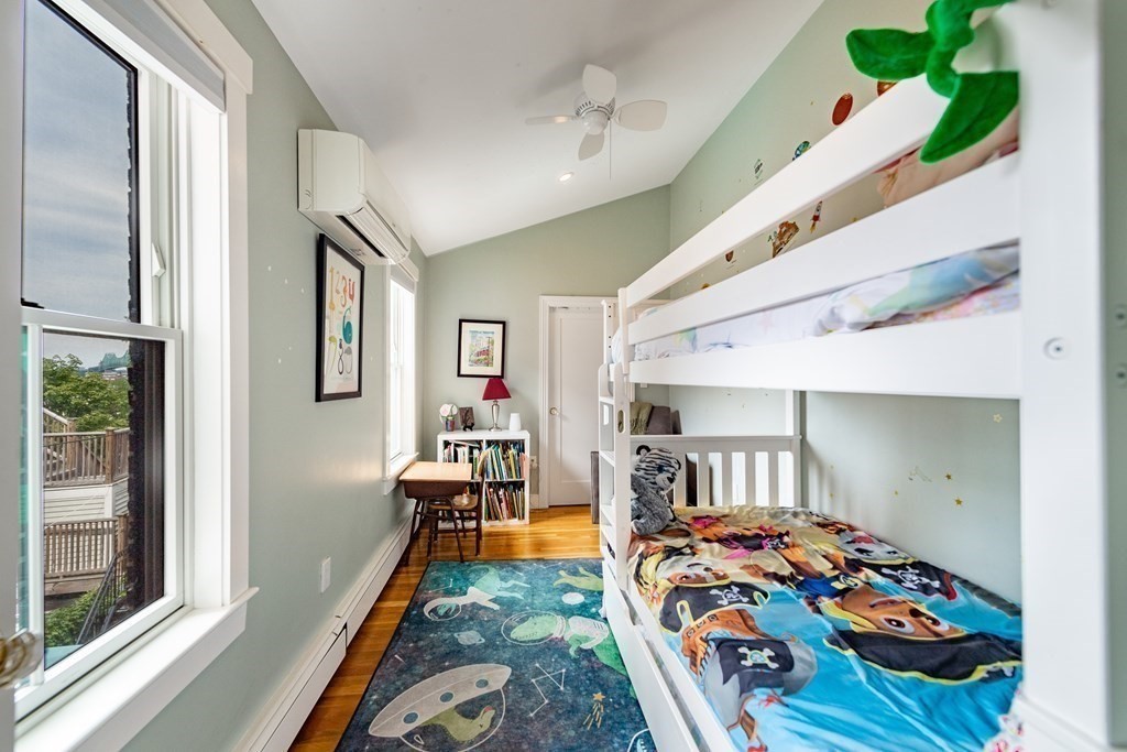 15 15 Mount Vernon St, Charlestown