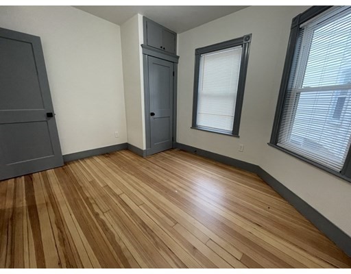 41 Long Ave, Brighton