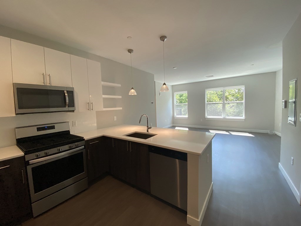 23 Bridge St, Quincy