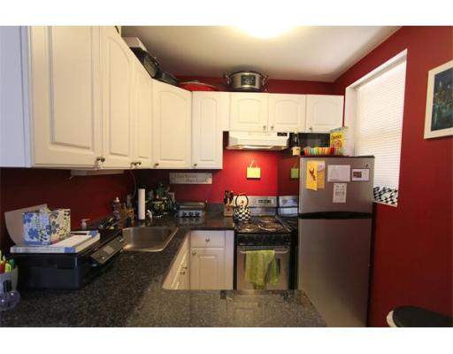 40 Winchester St, Coolidge Corner