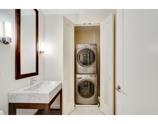 1 Franklin St, Theatre District