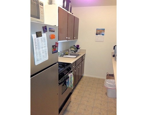 9 Hawthorne Pl, West End