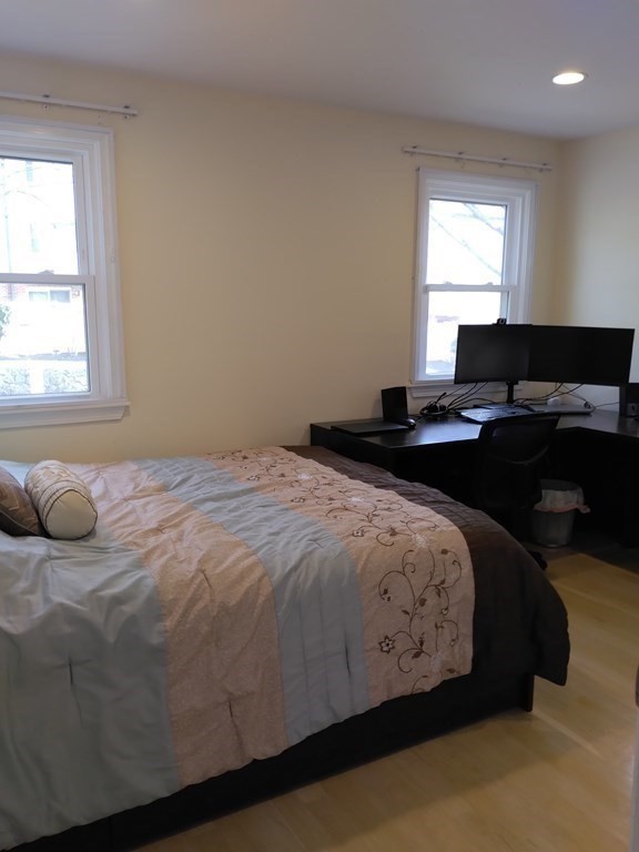 103 Beaconsfield Rd, Washington Square