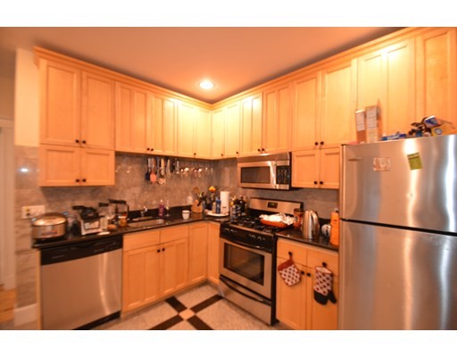 69 Babcock St, Coolidge Corner