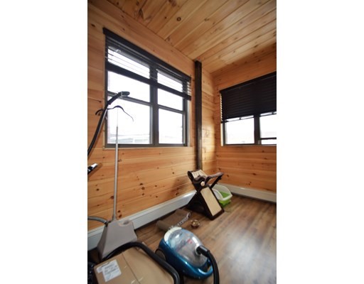 69 Babcock St, Coolidge Corner