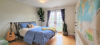 2 Hawthorne Blvd, Salem