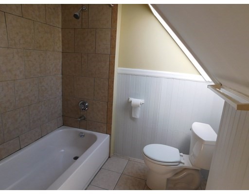 114 Harrishof St, Roxbury