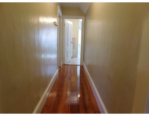 114 Harrishof St, Roxbury