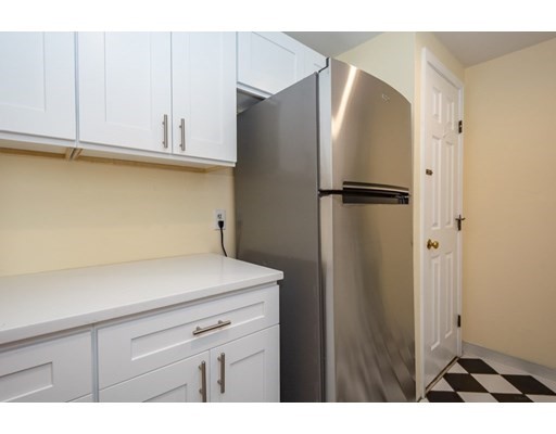 21 Linden St, Wollaston