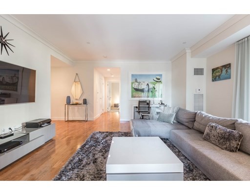 778 Boylston St, Back Bay