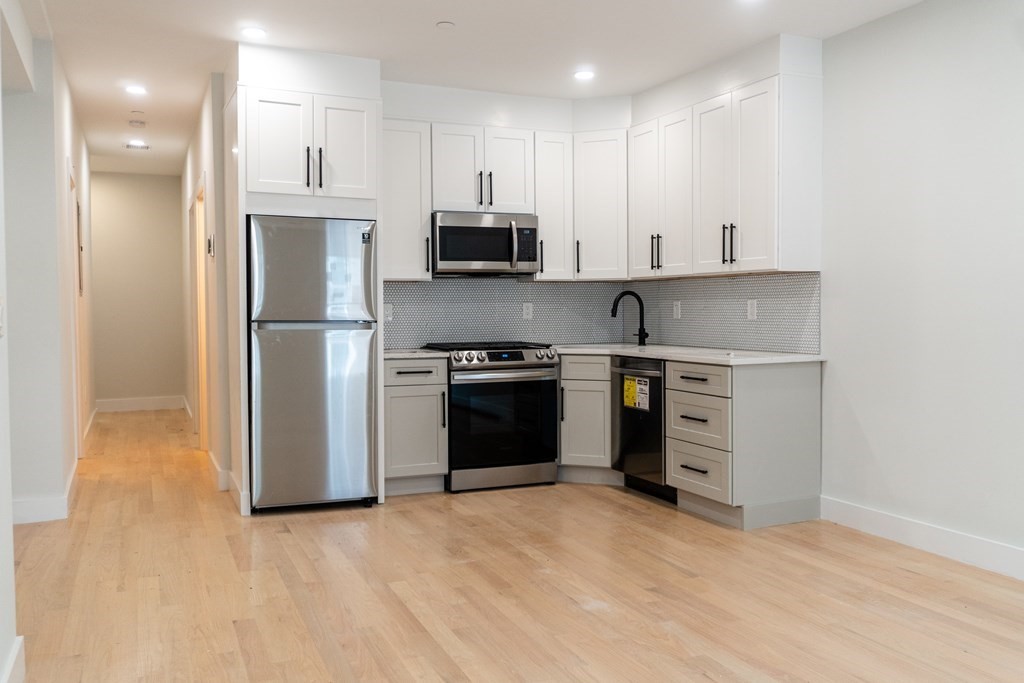 280 Chelsea St, East Boston