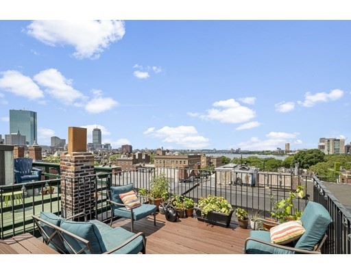 57 West Cedar St, Beacon Hill