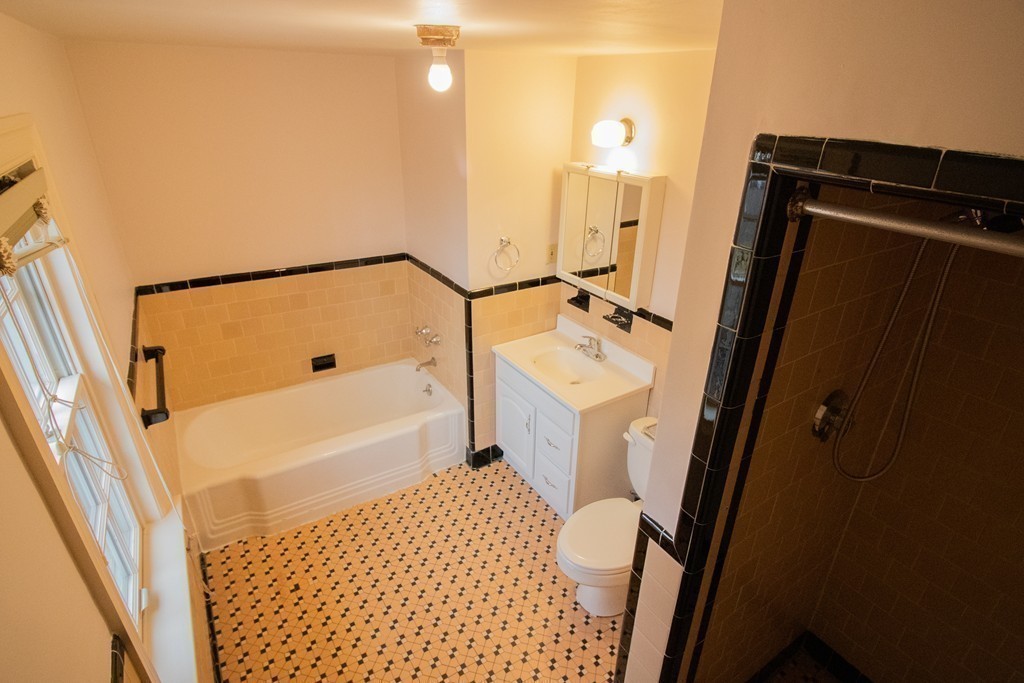 72 Summit Ave, Coolidge Corner