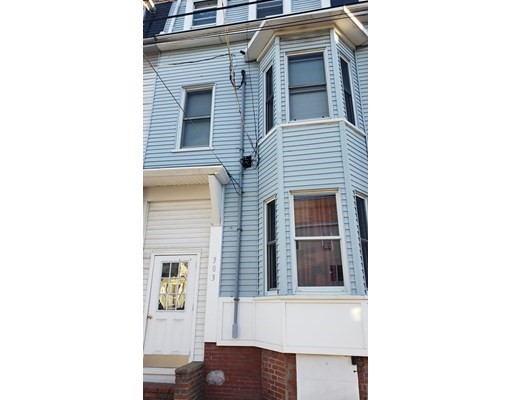 303 Princeton St, East Boston