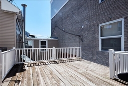 73 Maverick St, East Boston