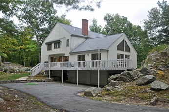 4 Crestview Ln, Milton