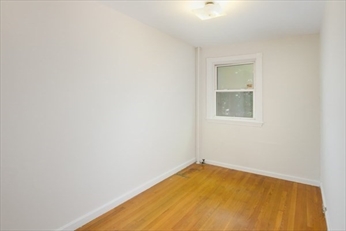 15 Pond St, Jamaica Plain