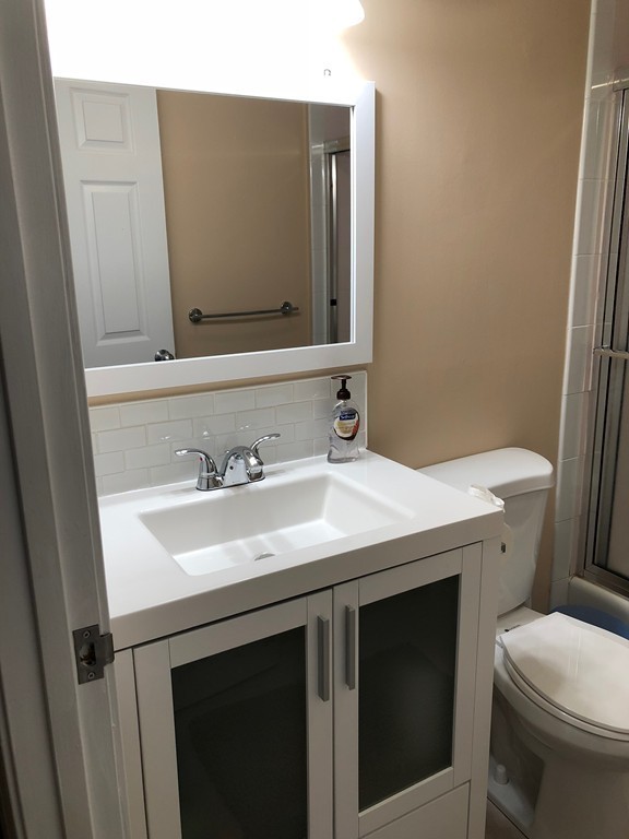 50 Undine Rd, Brighton