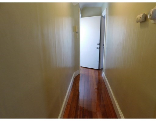 114 Harrishof St, Roxbury