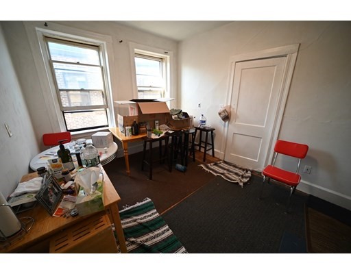 1872 Commonwealth Ave, Brighton