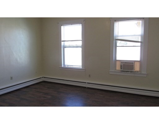 10 Leedsville St, Dorchester