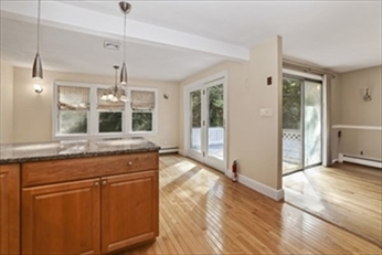 11 Centre Ln, West Roxbury