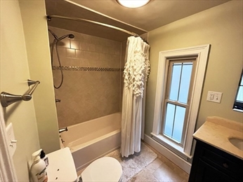 42 Holbrook St, Jamaica Plain