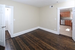 186 Plymouth St, Abington