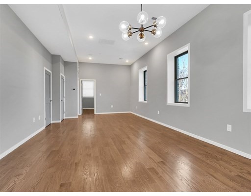 178 Elm St, Inman Square