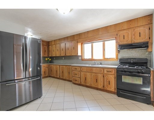 43 Gordon Ave, Medford