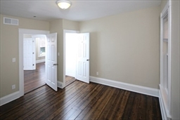 186 Plymouth St, Abington