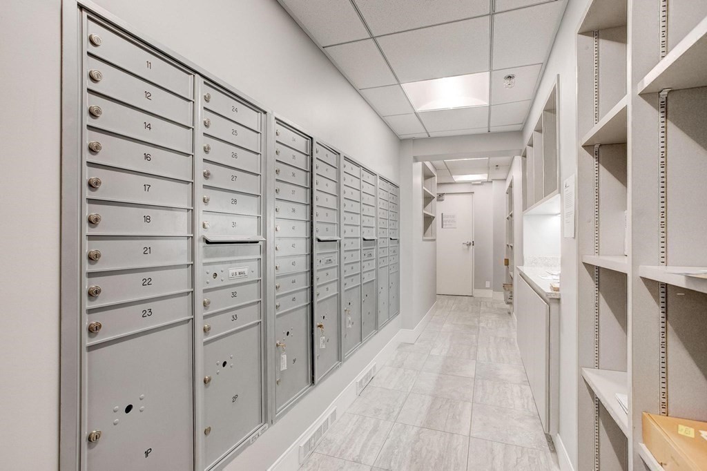 60 Babcock St, Coolidge Corner