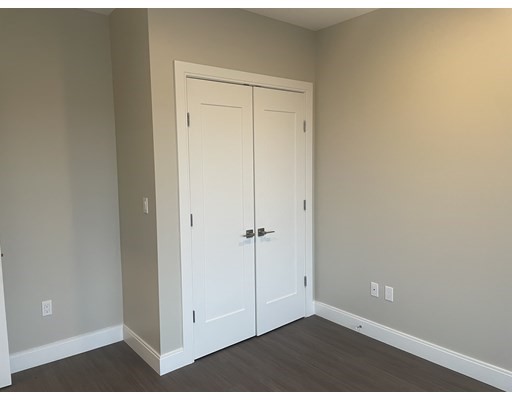 11 Walley St, East Boston