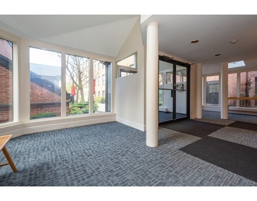 21 Linden St, Wollaston