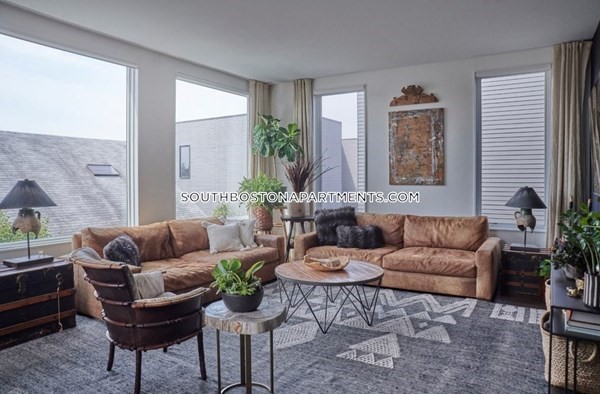 515 East 1st St, South Boston