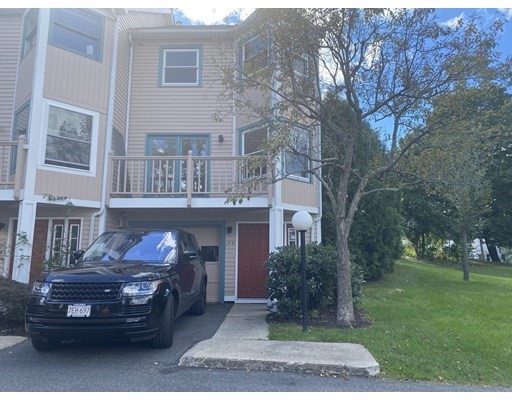 37B Morton St, Jamaica Plain