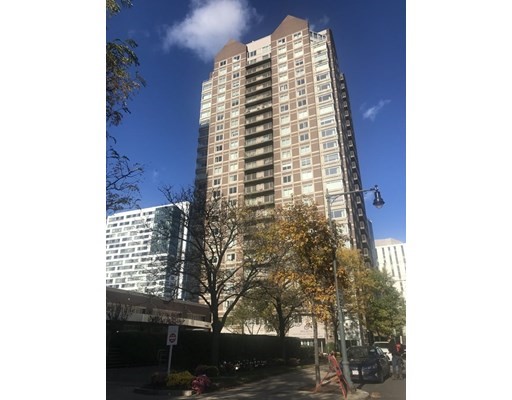 10 Museum Way, East Cambridge