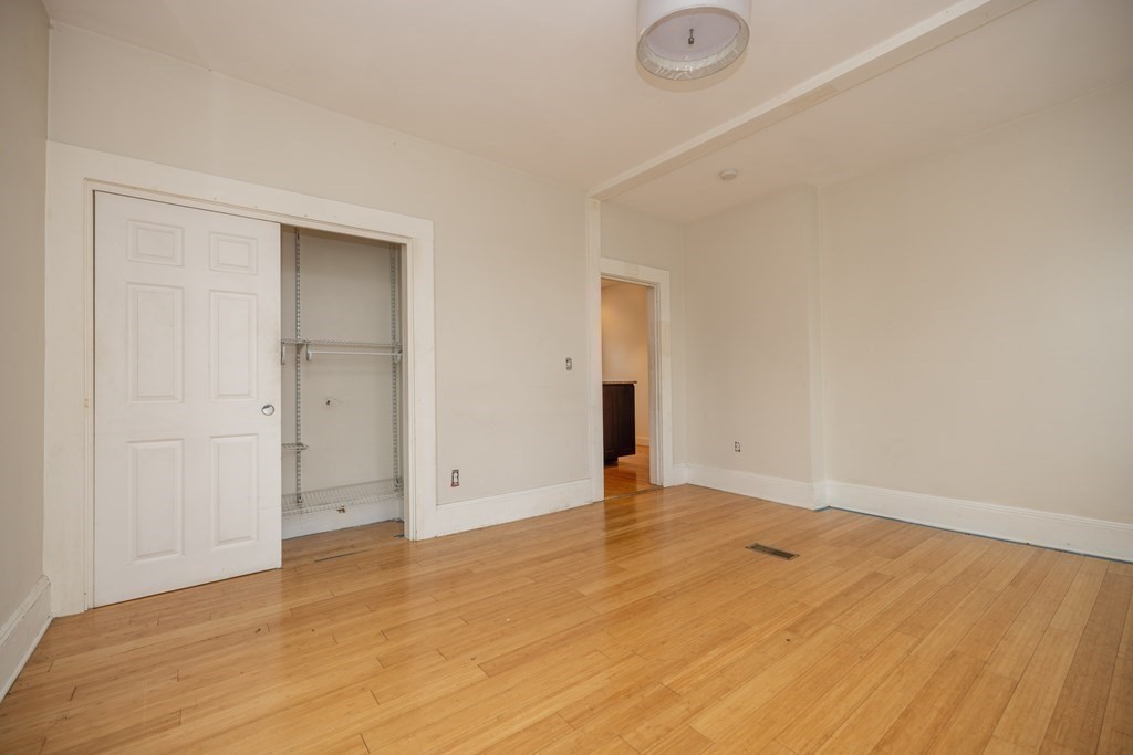 339 Allston St, Cambridgeport