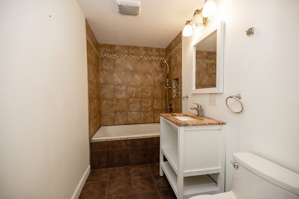 339 Allston St, Cambridgeport