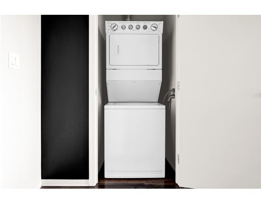 45 Stuart St, Seaport District