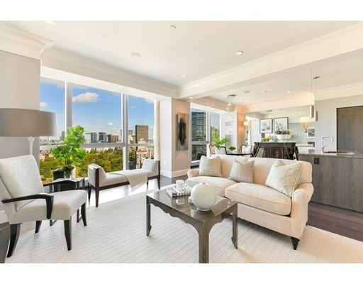 110 Stuart St, Midtown