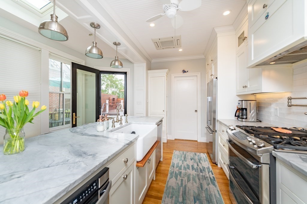 15 15 Mount Vernon St, Charlestown