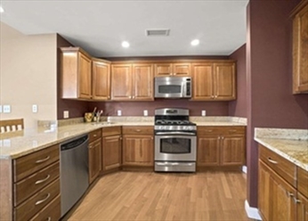 106 Washington St, Quincy Center