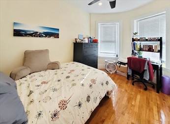 7 Mark St, Jamaica Plain