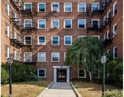 395 Broadway, Central Square