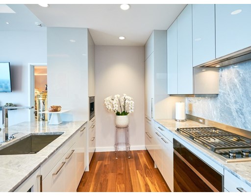 1 Dalton St, Back Bay