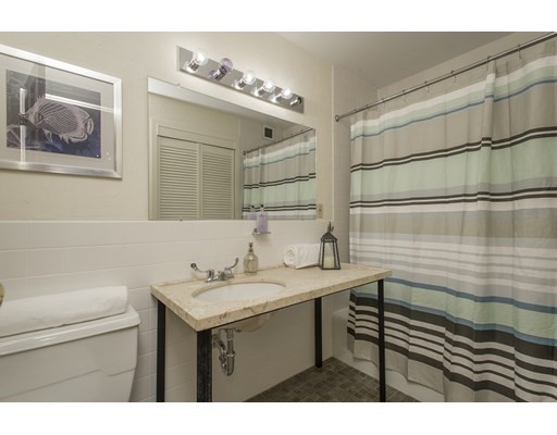 28 Atlantic Ave, Waterfront