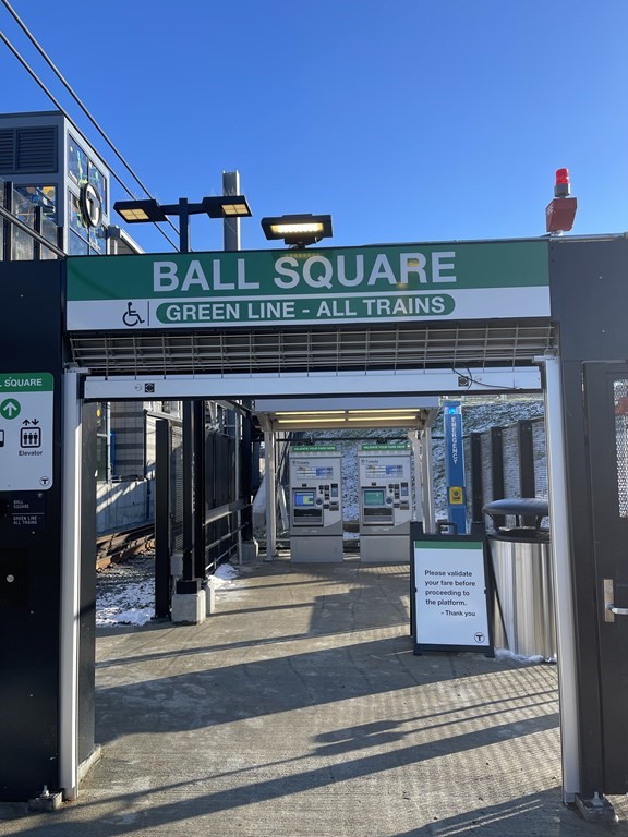 30 Murdock St, Ball Square