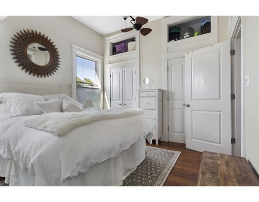 514 1/2 3rd St, South Boston